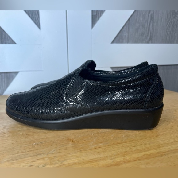 179. NEW SAS Shoes Dream Slip On Loafer Black Snake 9M - Picture 5 of 7